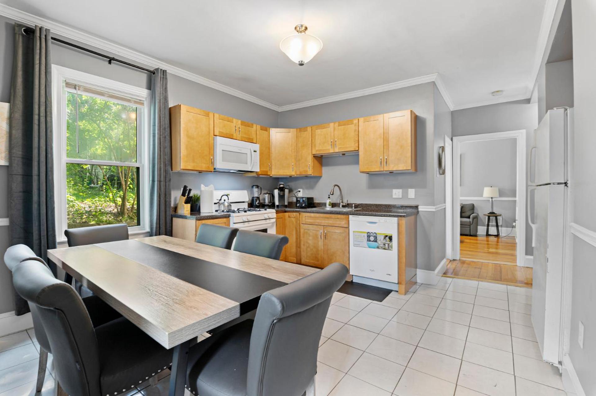 Spacious Apartments Near Ashmont - Evonify Stays Boston Esterno foto